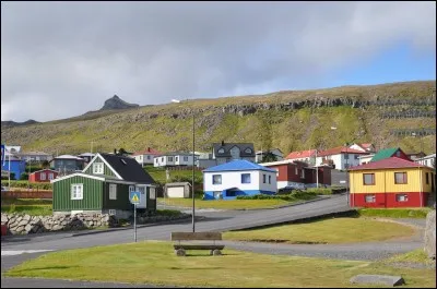 &Oacute;lafsv&iacute;k est un port de p&ecirc;che de ...