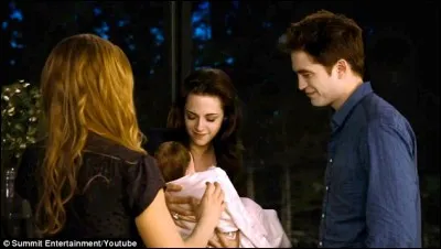 Comment s'appelle la fille de Bella et d' Edward ?