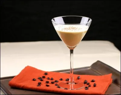 Quel ingrédient est indispensable au consommé "Alexandra" ?