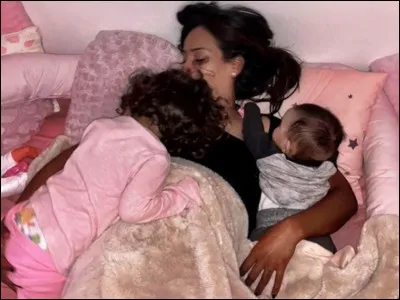 Quel est le pr&eacute;nom de ses filles ?