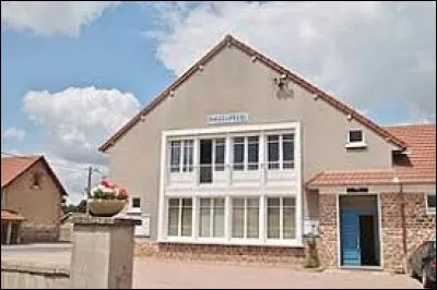 Commune de l'Allier, dans les Basses Marches du Bourbonnais, Le Bouchaud se situe dans l'ancienne r&eacute;gion ...