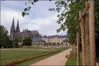 Les habitants de Sées (Orne) se nomment les ...