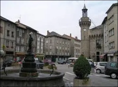 Je vous emmène maintenant à Yssingeaux (Haute-Loire). Les habitants de cette ville s'appellent les ...