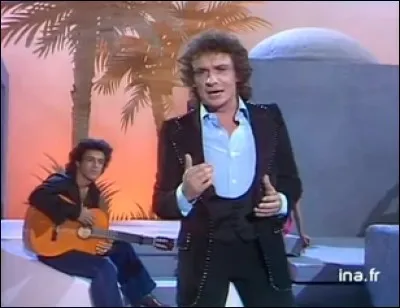 Quand on fait la java, le samedi à ... Ça swingue comme à Meudon On s´ défonce, on y va pas besoin d´ beaujolais
Quand on a du bourbon C´est peut-être pas la vraie de vraie la java de ... Oui mais c´est elle qui plaît..." : Où Michel Sardou fait-il la java ?