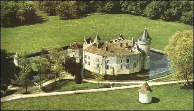 Quel écrivain a vécu dans ce château ?