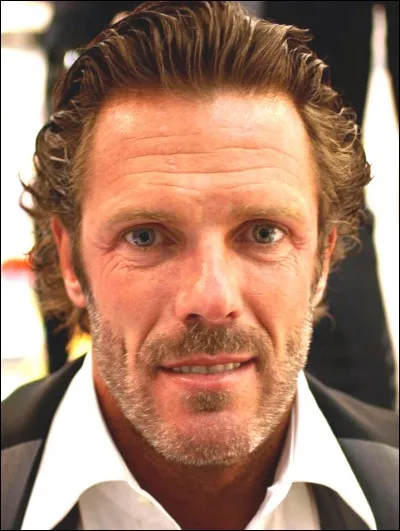 Quelle discipline sportive est associée à Mario Cipollini ?