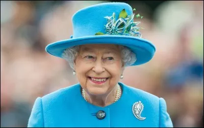 C'est la reine Elisabeth II qui s'occupe de la monarchie de la Norvège.