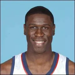 Mdaill de bronze  l'Euro en 2005, il est n 07 fvrier 1982 aux Abymes. C'est :