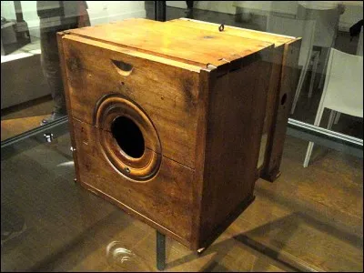 Il a inventé la photographie.