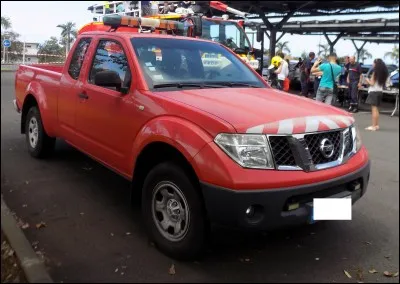 Enfin, il faut bien un chef pour gérer tout ce petit bon monde ! Il dispose aussi de son véhicule d'intervention. Sur la photo, il s'agit d'une...