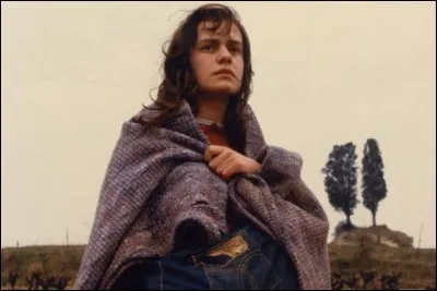 Quel film réunit Sandrine Bonnaire et Macha Méril ?