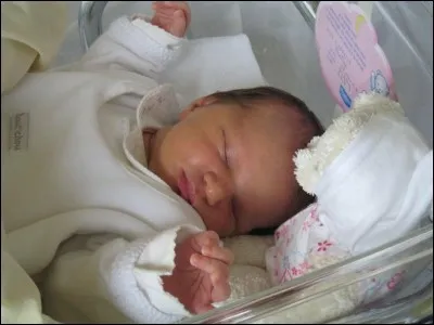 Que décide de faire Salomé avec son bébé ?