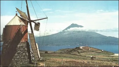 De quel archipel fait partie l'île de Faial ?