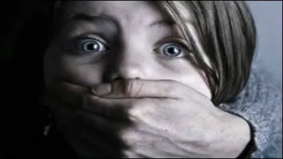 SITUATION : un proche t'envoie un SMS qui dit qu'il s'est fait kidnapper. Que fais-tu ?