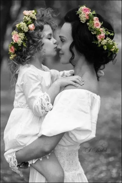 D'après le proverbe "Bon sang ne saurait..." :