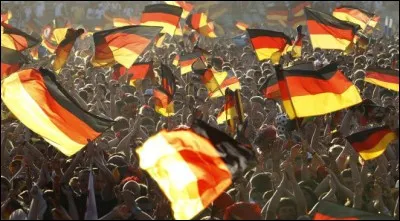 Combien y a-t-il environ d'habitants en Allemagne ?