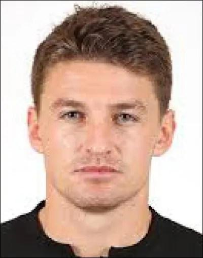 Quelle discipline sportive est associée à Beauden Barrett ?
