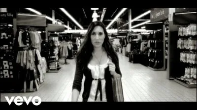 Dans quel album de Zazie se trouve la chanson "Des rails", sachant qu'elle n'a que trois albums ?