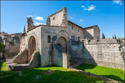 Où se trouve l'hôtel de Sade ?