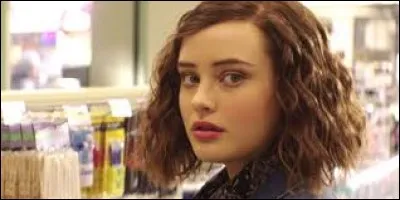 Comment Hannah raconte-t-elle les deux dernières années de sa vie avant de se suicider ?