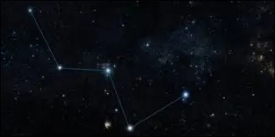 Quel est le nom latin de Cassiopée ?