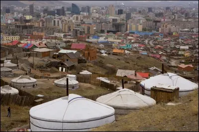 Oulan-Bator est la capitale de la Mongolie.