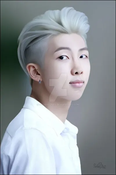 RM avait comme surnom "Rap Monster" avant de le changer pour son surnom actuel (je ne pense surprendre personne). 
Que signifient ces initiales ?