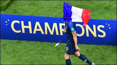 Qui est le numéro 9 ?