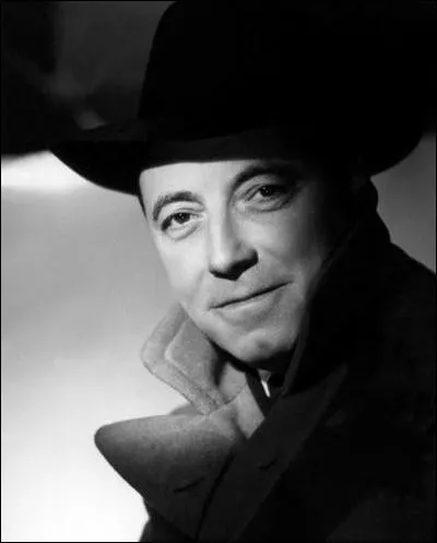 Marcel Carné a réalisé "Le Quai des brumes".