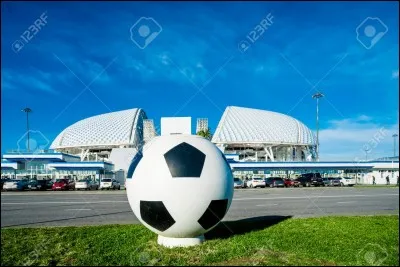 Dans quel stade se jouait le match complètement fou entre le Portugal et l'Espagne (3-3) ?