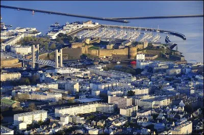 On le perçoit par roulement, c'est le...