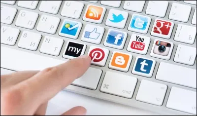 Parmi ces 4 réseaux sociaux lequel a été créé en premier ?