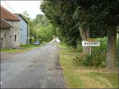 Pour finir cette première partie, je vous emmène à Wasigny. Commune Ardennaise, dans la vallée de la Vaux, elle se situe en région ....