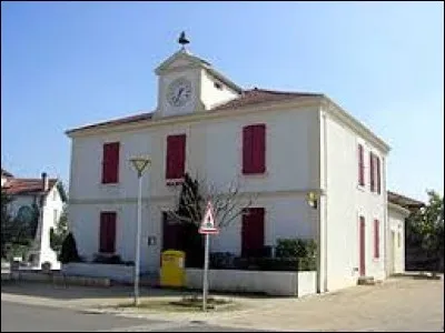 Je vous propose de partir en Nouvelle-Aquitaine, à la découverte de Luglon. Village de la région naturelle des Landes de Gascogne, il se situe dans le département ...