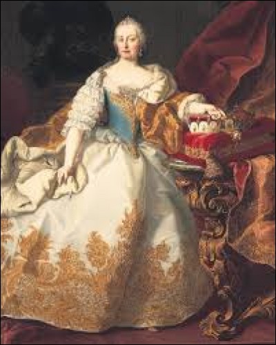 Comment s'appelait la mère de la reine Marie-Antoinette d'Autriche ?