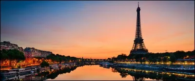 Combien de kilomètres de côtes méditerranéennes compte la France ?