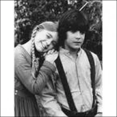 Quel âge avait Charles Ingalls lorsqu'il a rencontré Caroline pour la première fois ?