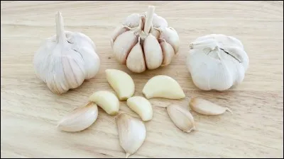 Dans quelle discipline, autre que la cuisine, l'ail est-il utilis&eacute; ?