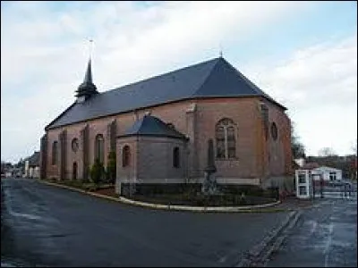 Nous terminons cette balade devant l'église Saint-Martin de Vaudricourt. Commune des Hauts-de-France, dans l'arrondissement d'Abbeville, elle se situe dans le département ...