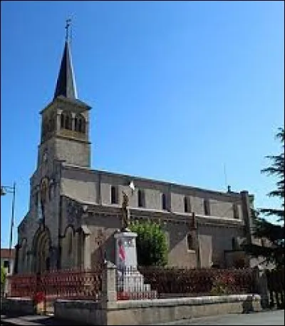 Nous sommes maintenant devant l'église Saint-Symphorien de Chassigny-sous-Dun. Village de Bourgogne-Franche-Comté, dans le Brionnais, il se situe dans le département ...