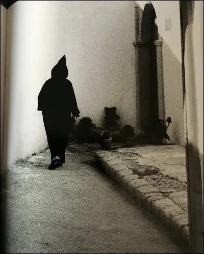 Avec qui Matthieu part-il à Essaouira au Maroc faire des expérimentations musicales et photographiques en 2003 ?