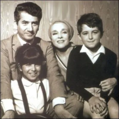 Quelle est cette très ancienne série télévisée ?