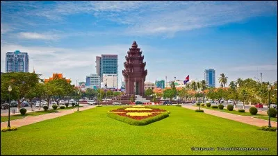 Phnom Penh est la plus grande ville du Cambodge.