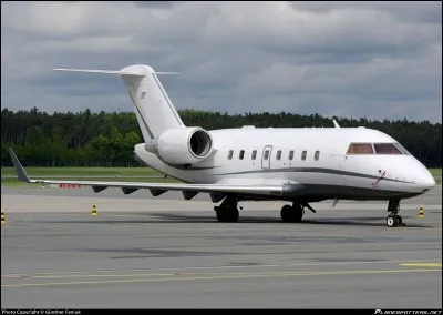 Doit être puissant pour arrêter les émeutiers, c'est le...