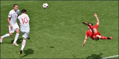 Accord et syntaxe &agrave; compl&eacute;ter.Combien de buts... ?