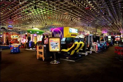 California Extreme (CAX) est un salon consacré aux jeux d'arcade (jeu vidéo d'arcade, flipper).