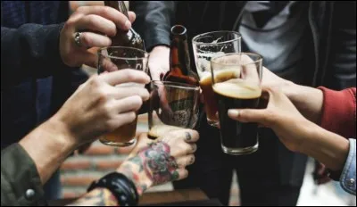 L'alcool augmente le risque de plusieurs cancers.