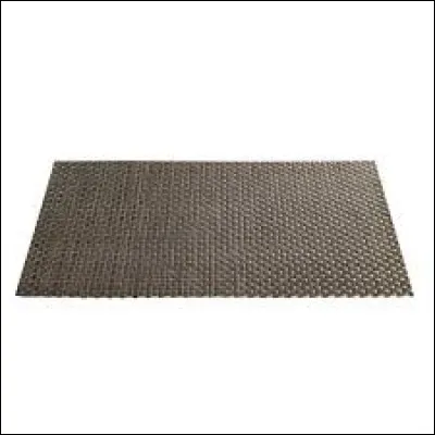 Voici un cet de table.