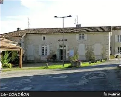 Marie habite à Condéon (Charente). Elle porte alors le gentilé ...