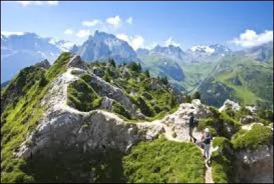 Laquelle de ces rivières naît en Savoie ?